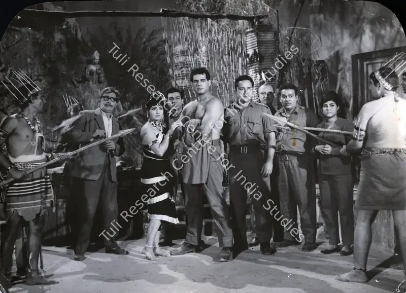 Kamran (Producer), Watan Se Door, 1968 | Photographic Still | CinemaEducation | 00888392