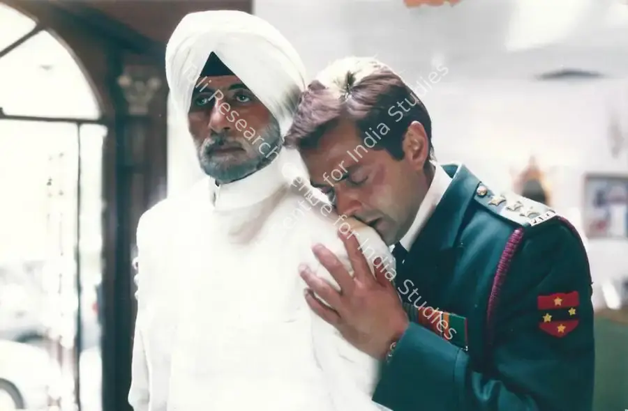 Lal, Kabir (Cinematographer), Ab Tumhare Hawale Watan Sathiyo, 2004 | Photographic Still | CinemaEducation | 00809043