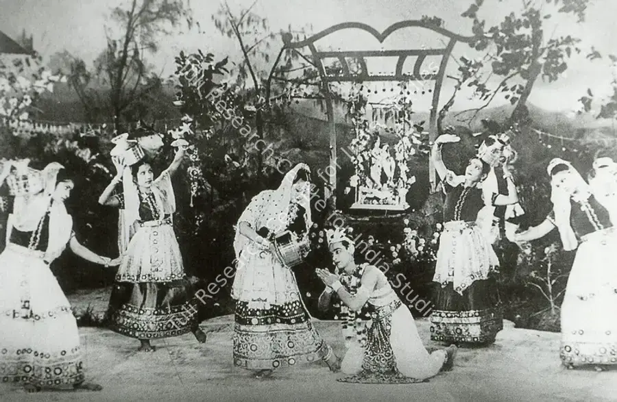 Wadia, J. B. H. (Producer), Raj Nartaki, 1941 | Photographic Still, Marg, September - December 2022 | CinemaEducation | 00512679