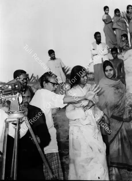 Ghatak, Ritwik (Director), Titas Ekti Nadir Naam, 1973 | Working Still | CinemaEducation | 00457655