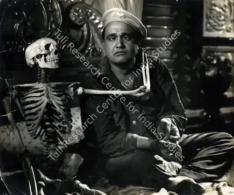 Singh, Sant (Producer), Mr Chakram, 1955 | Photographic Still | CinemaEducation | 00886427